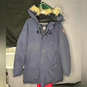 Canada Goose Langford Parka Atlantic Navy Check Photos for Flaws On sleeve